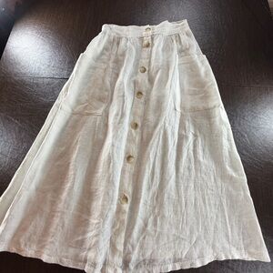 Scandal Linen Elegant White Button-Down Skirt